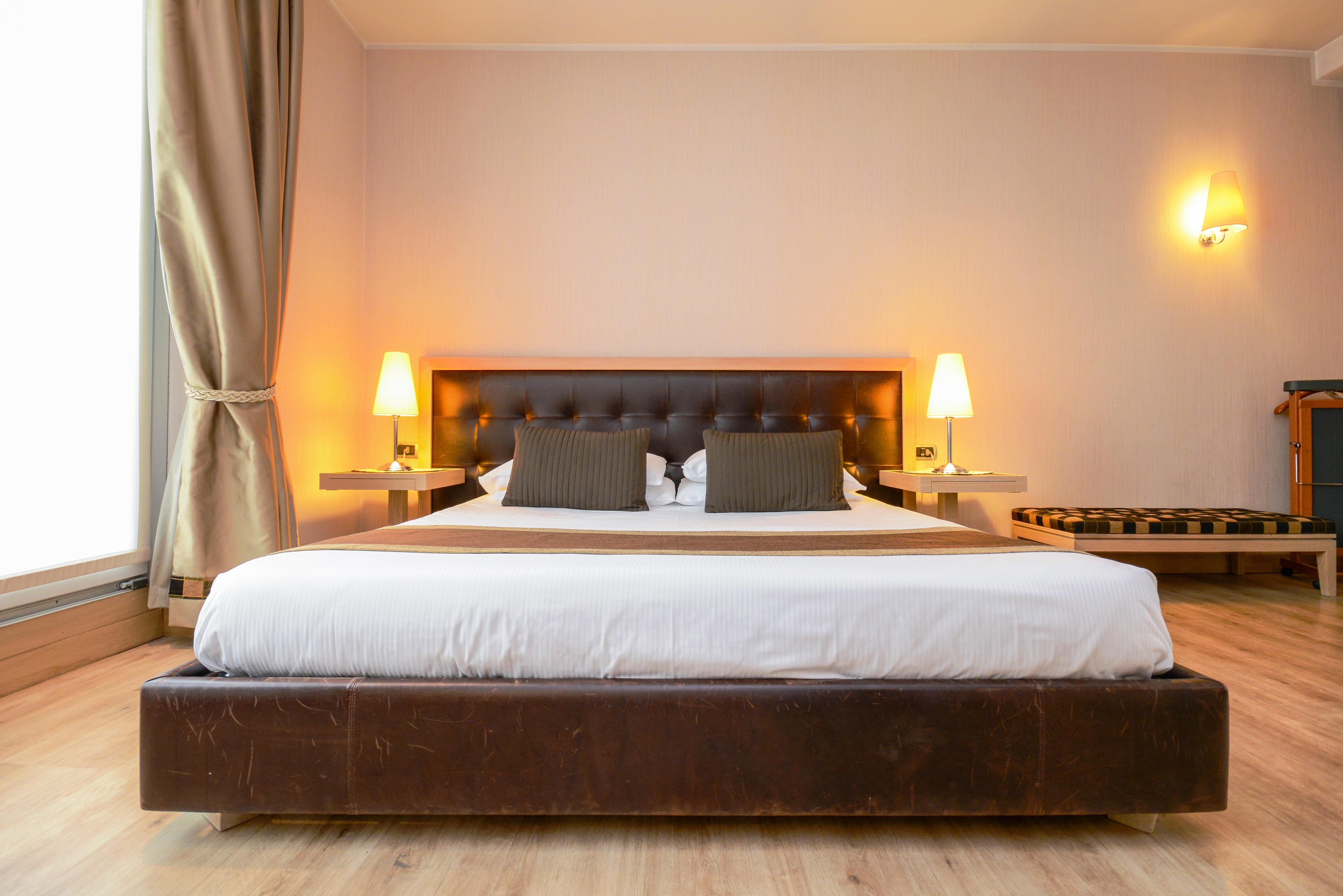 Hotel Master Brescia Esterno foto