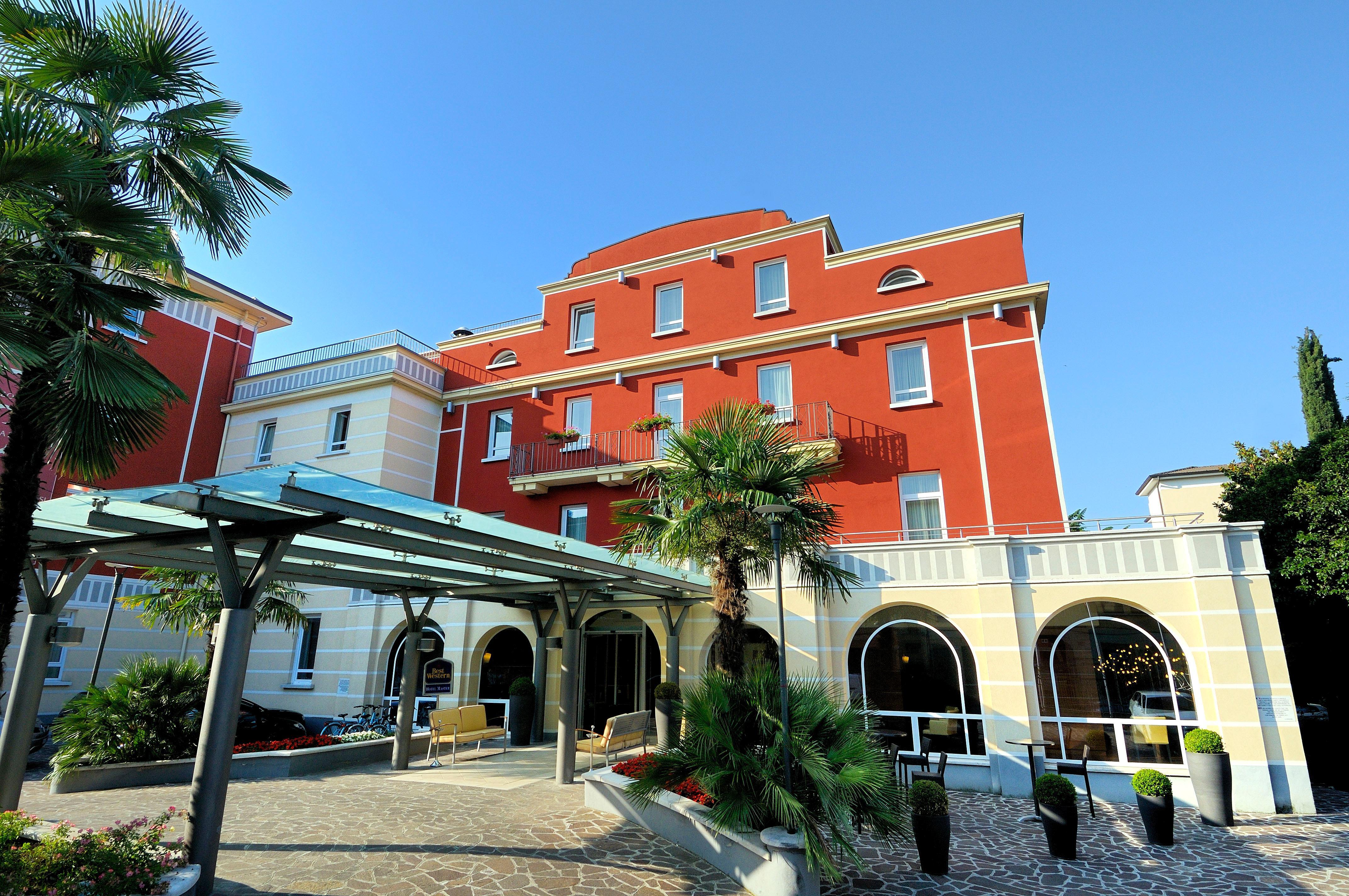 Hotel Master Brescia Esterno foto