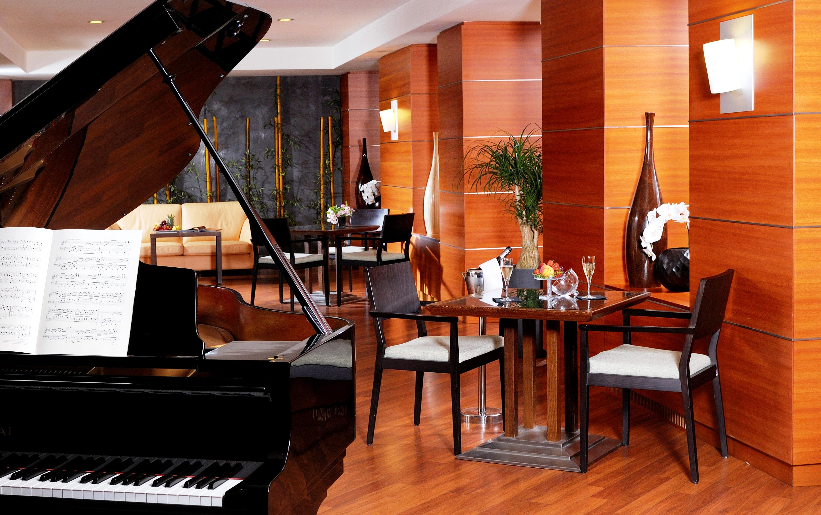 Hotel Master Brescia Esterno foto