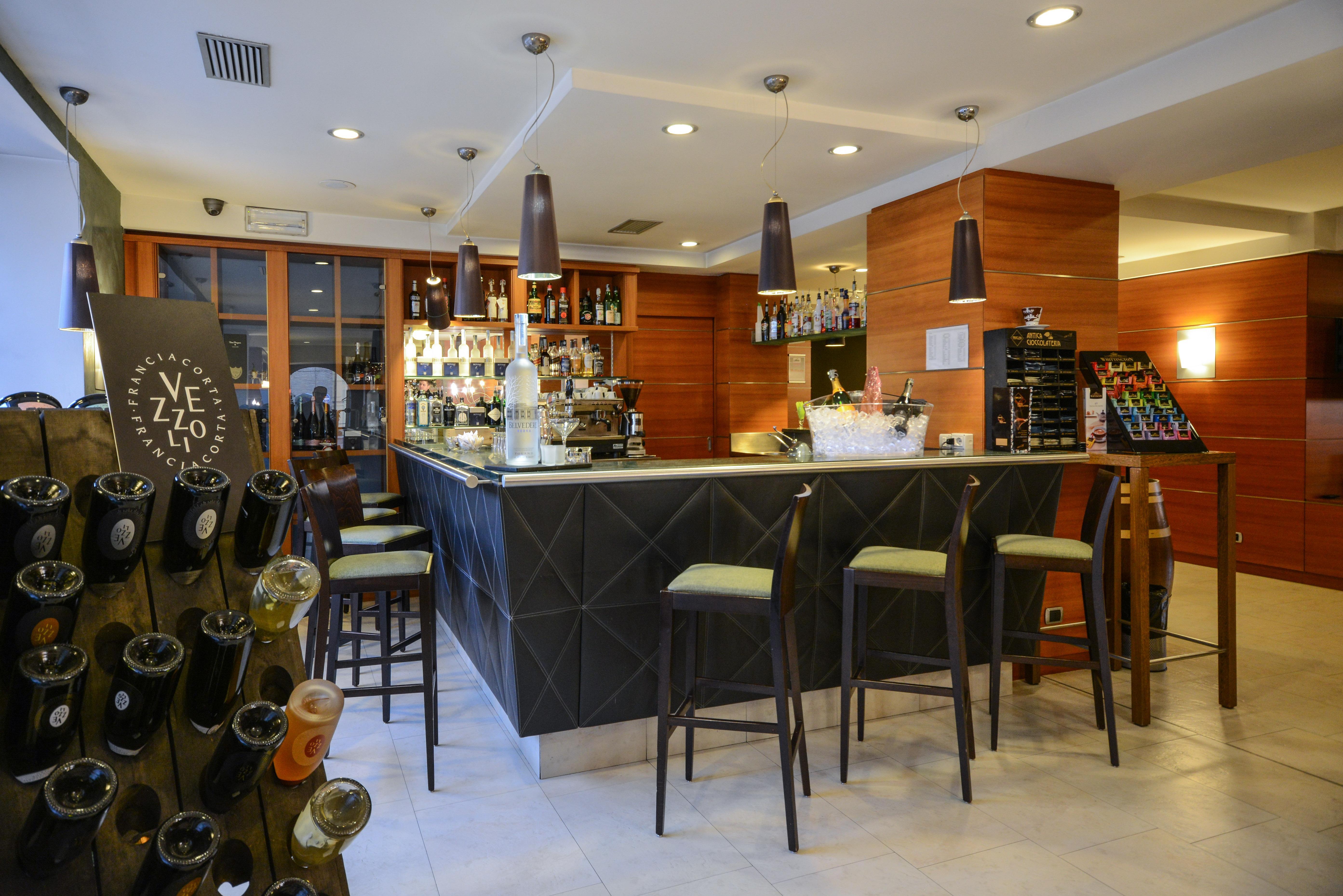 Hotel Master Brescia Esterno foto